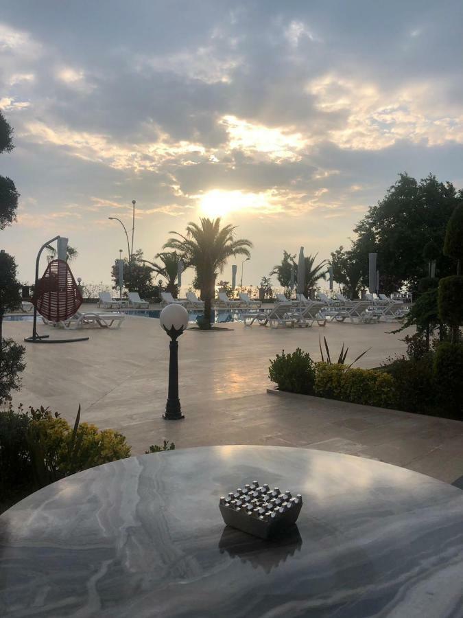 Hotel Grand Vuslat Erdek Exterior foto
