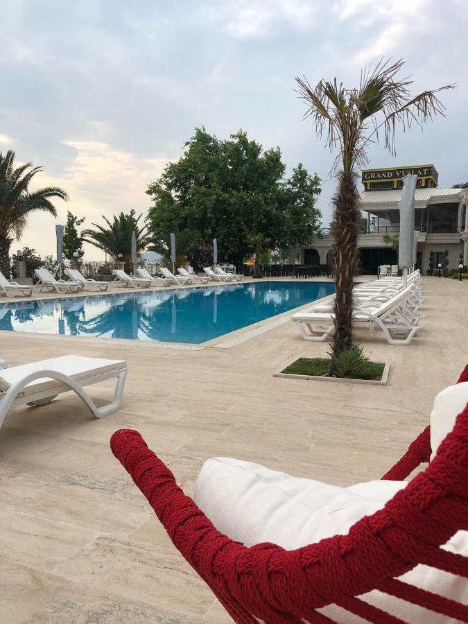 Hotel Grand Vuslat Erdek Exterior foto