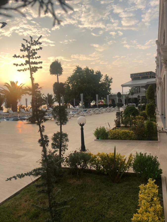 Hotel Grand Vuslat Erdek Exterior foto